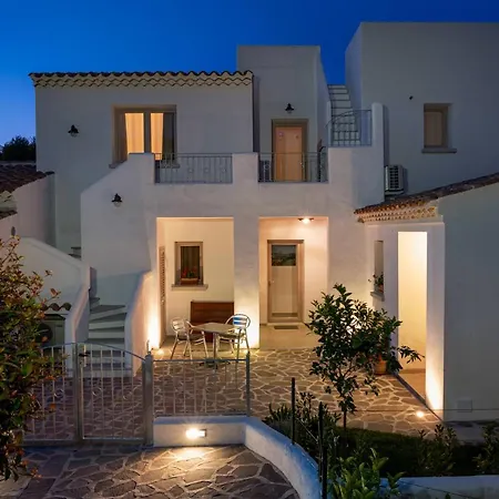 Pensjonat Residenza L'alzoni 4*
