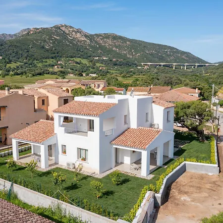 Residenza L'alzoni 4* San Teodoro (Sardinia)