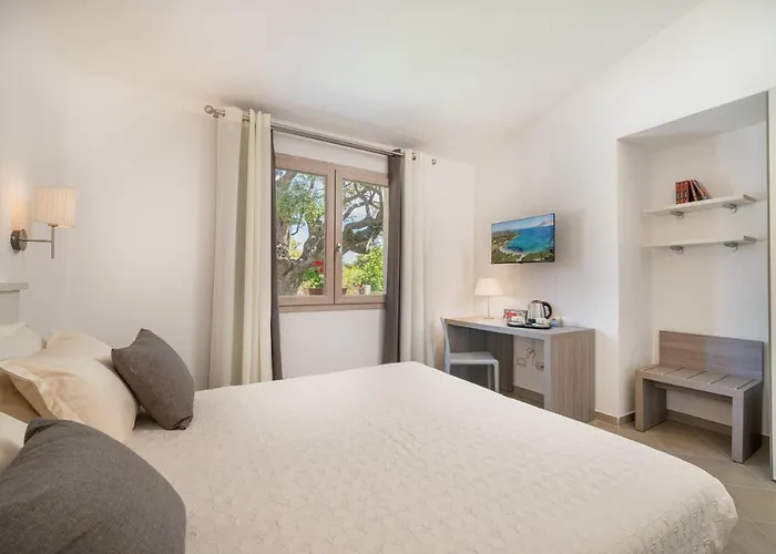 Affittacamere Residenza L'alzoni San Teodoro (Sardinia)