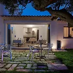 Affittacamere Residenza L'alzoni San Teodoro (Sardinia)