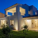 Residenza L'alzoni Affittacamere 4*