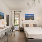 Residenza L'alzoni Affittacamere 4*