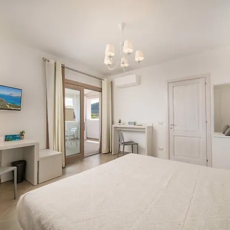 Residenza L'alzoni Guest house San Teodoro (Sardinia)