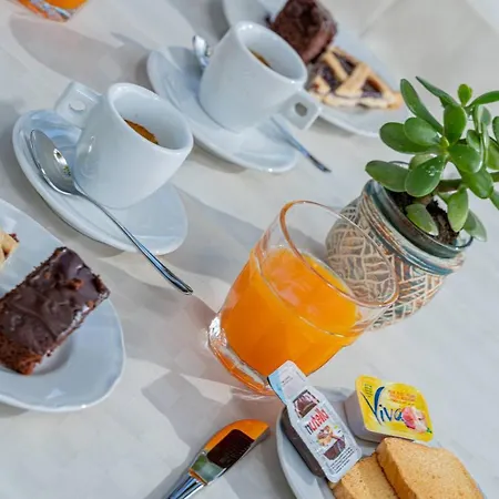 Residenza L'alzoni Guest house *