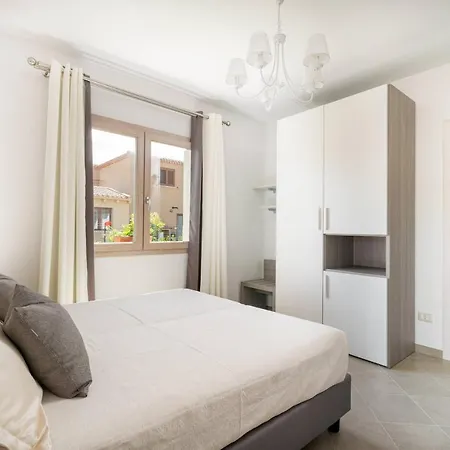 Residenza L'alzoni Guest house San Teodoro (Sardinia)