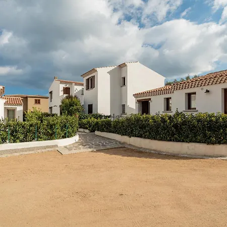 Residenza L'alzoni Guest house *
