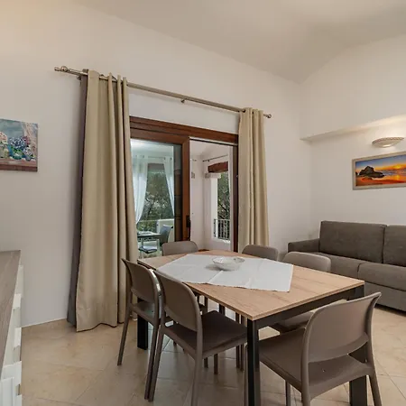 Residenza L'alzoni San Teodoro (Sardinia)