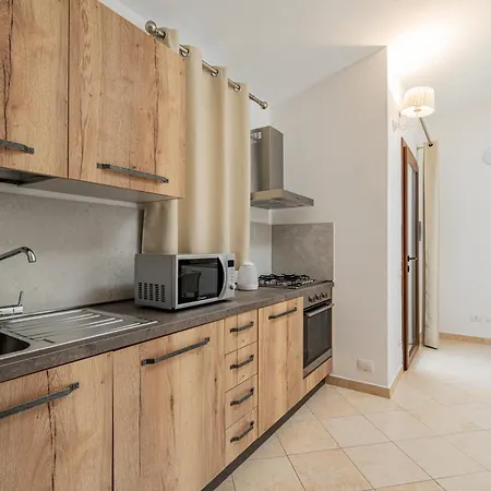 Residenza L'alzoni Guest house