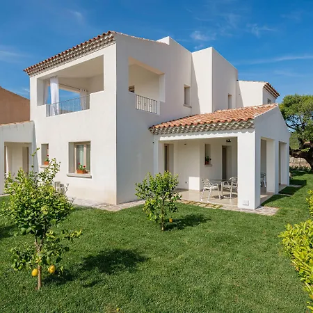 Residenza L'alzoni سان تيودورو