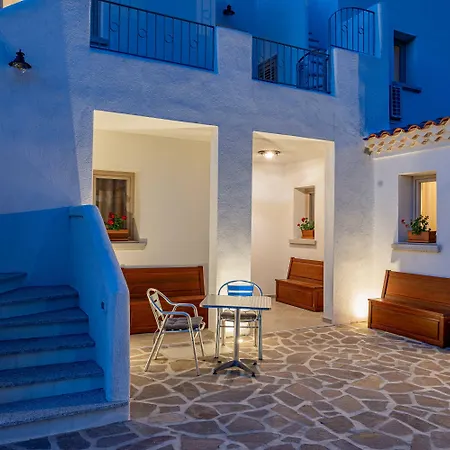 Pensión Residenza L'alzoni San Teodoro (Sardinia)