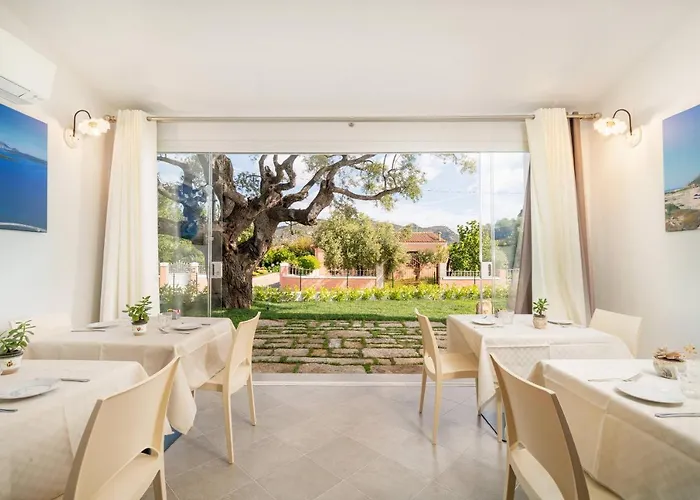 Residenza L'alzoni 圣特奥多罗