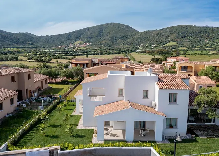 招待所 Residenza L'alzoni 圣特奥多罗