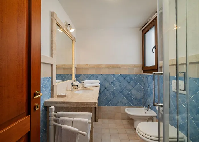 Residenza L'alzoni 招待所 圣特奥多罗