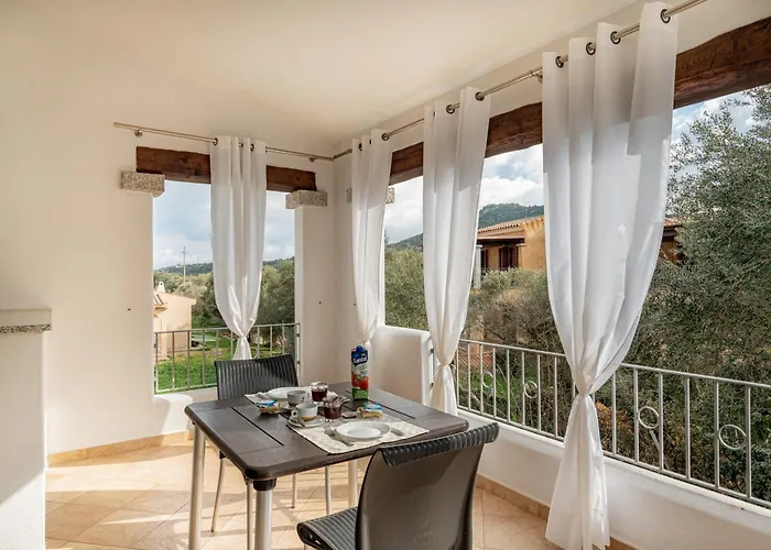 Residenza L'alzoni Konukevi 4*