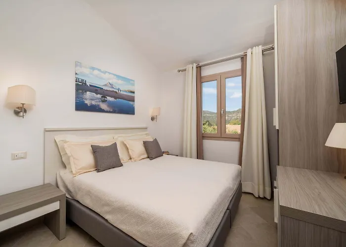 Residenza L'alzoni Konukevi San Teodoro (Sardinia)
